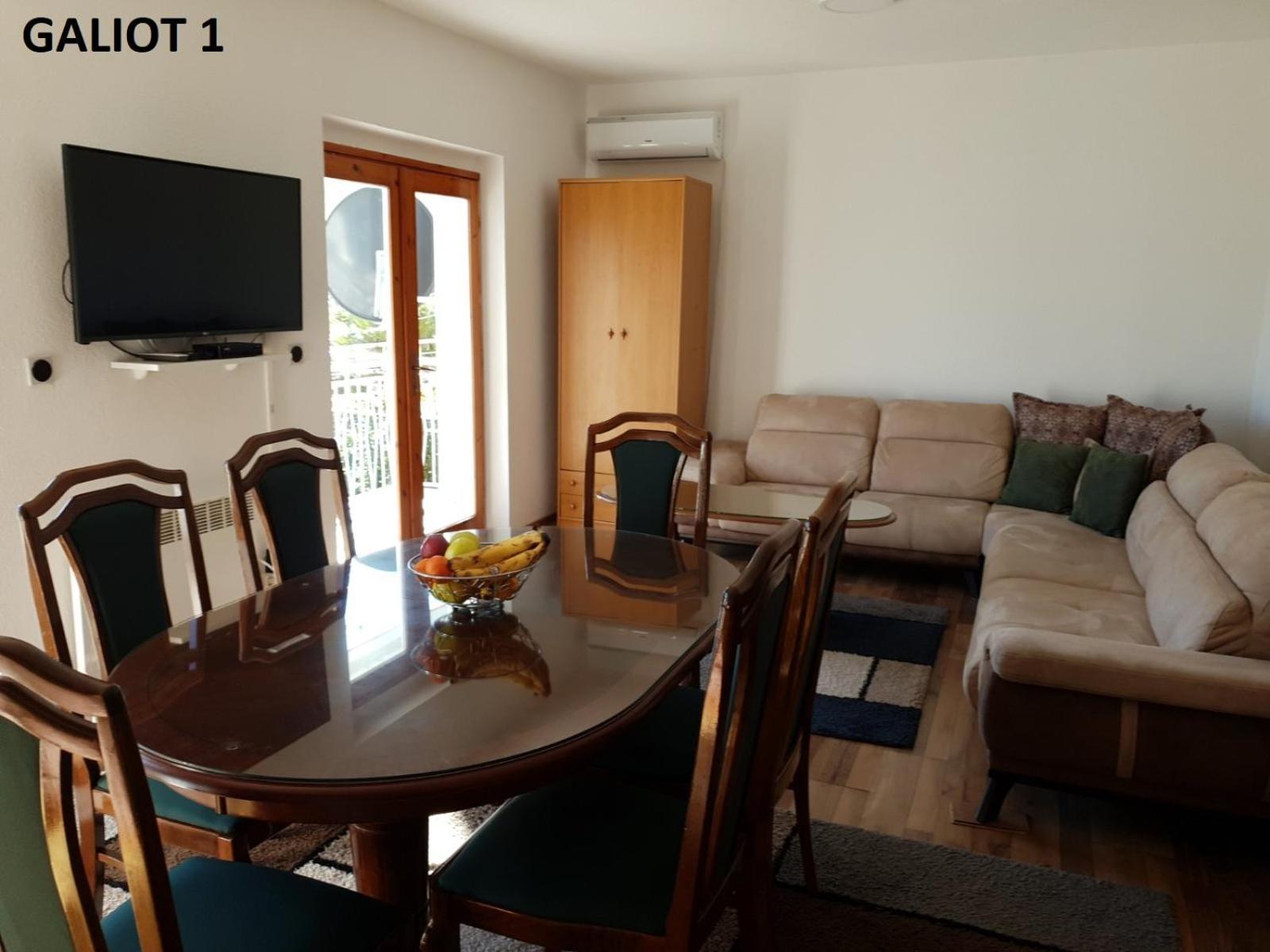 Apartmani Galiot Igalo Bilik gambar